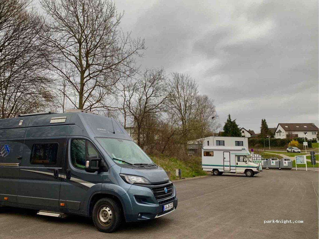 Wohnmobilstellplatz Nümbrecht — foto 2