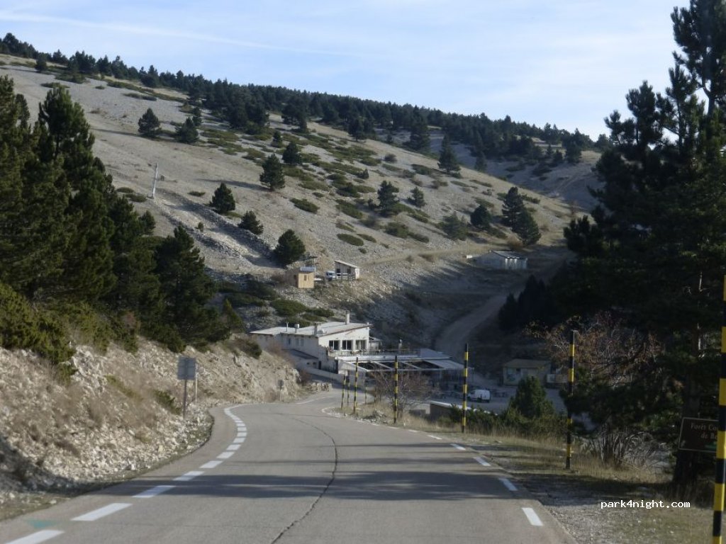 (84410) Bédoin - D974 — foto 2