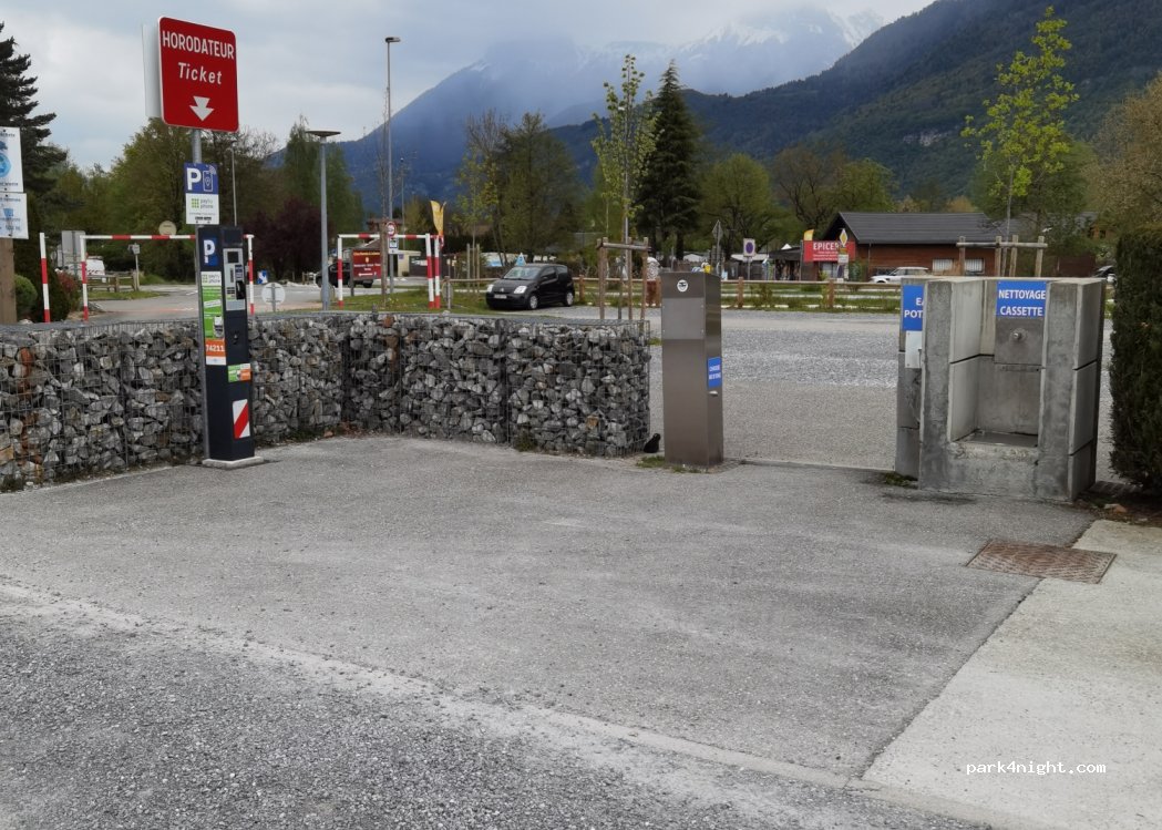 Aire de Camping Car Doussard — foto