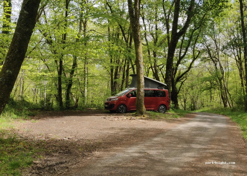 (64290) Estialescq - Sentier des Marleres — foto