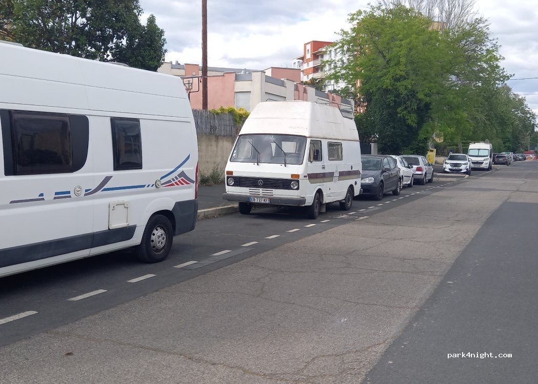 (34000) Montpellier - 1379 Avenue de Saint-Maur — foto