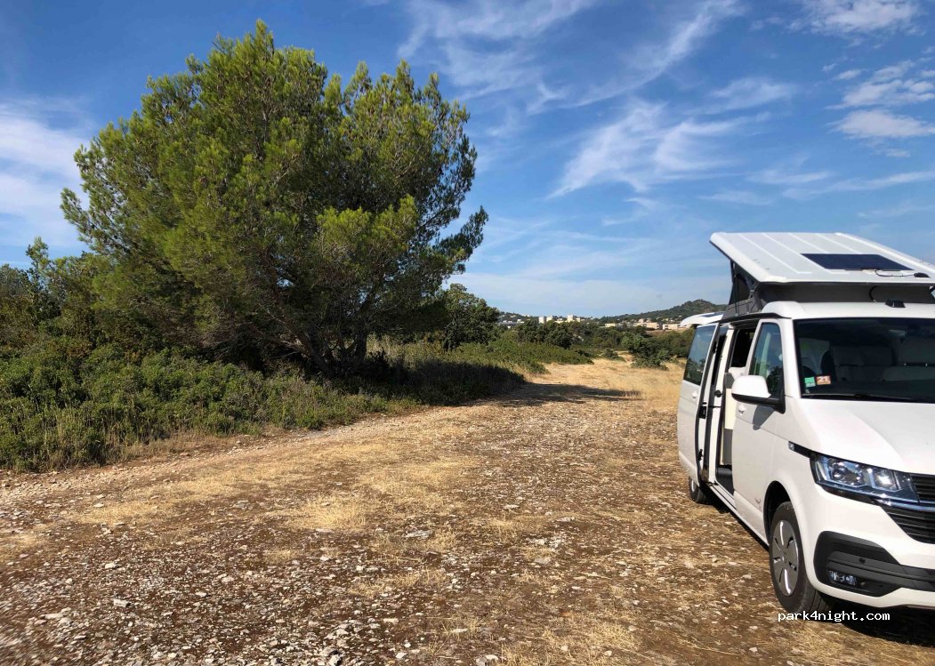 (30400) Villeneuve-lès-Avignon - 1 Traverse de Pierre Longue — foto 2