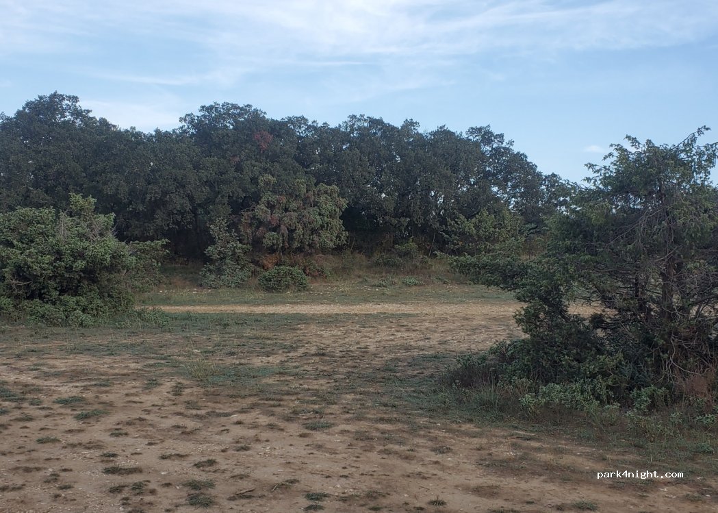 (30400) Villeneuve-lès-Avignon - 1 Traverse de Pierre Longue — foto 3