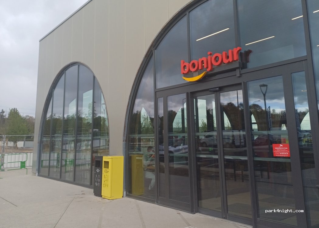 (51400) Les Petites-Loges - 1 Aire de Service de Reims-Champagne Nord — foto