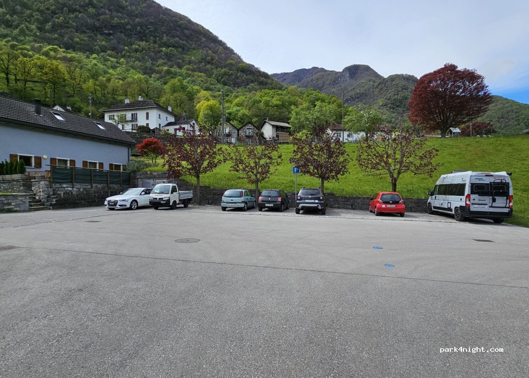 (6678) Maggia - 4 la Stráda di Türn — foto