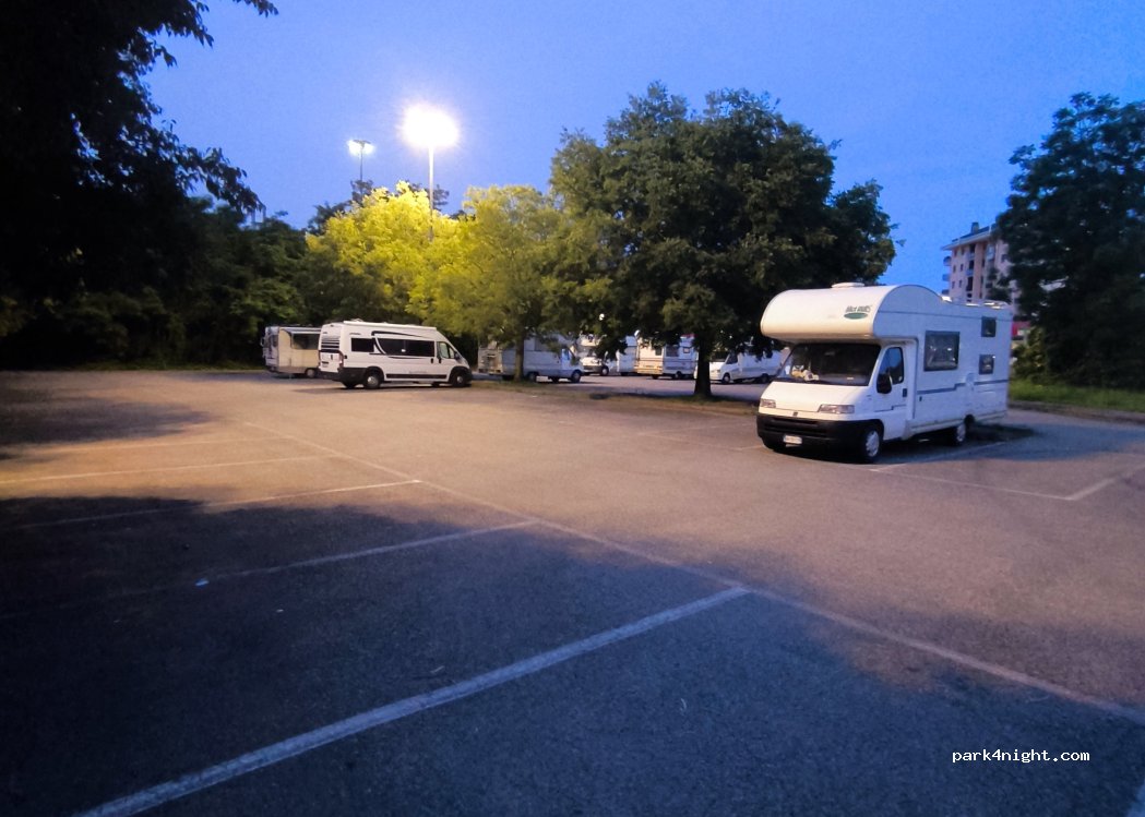 (13900) Biella - Piazza Sandro Pertini — foto 5