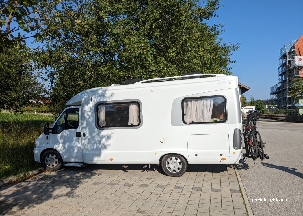 (83355) Grabenstätt - 10 Grabenstätter Straße — foto 2