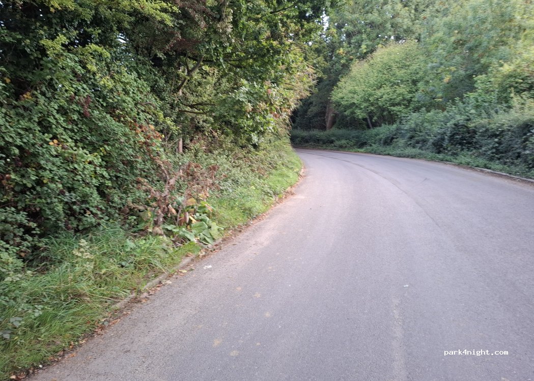 (RH9 8NF) Bletchingley - 40 Ivy Mill Lane — foto