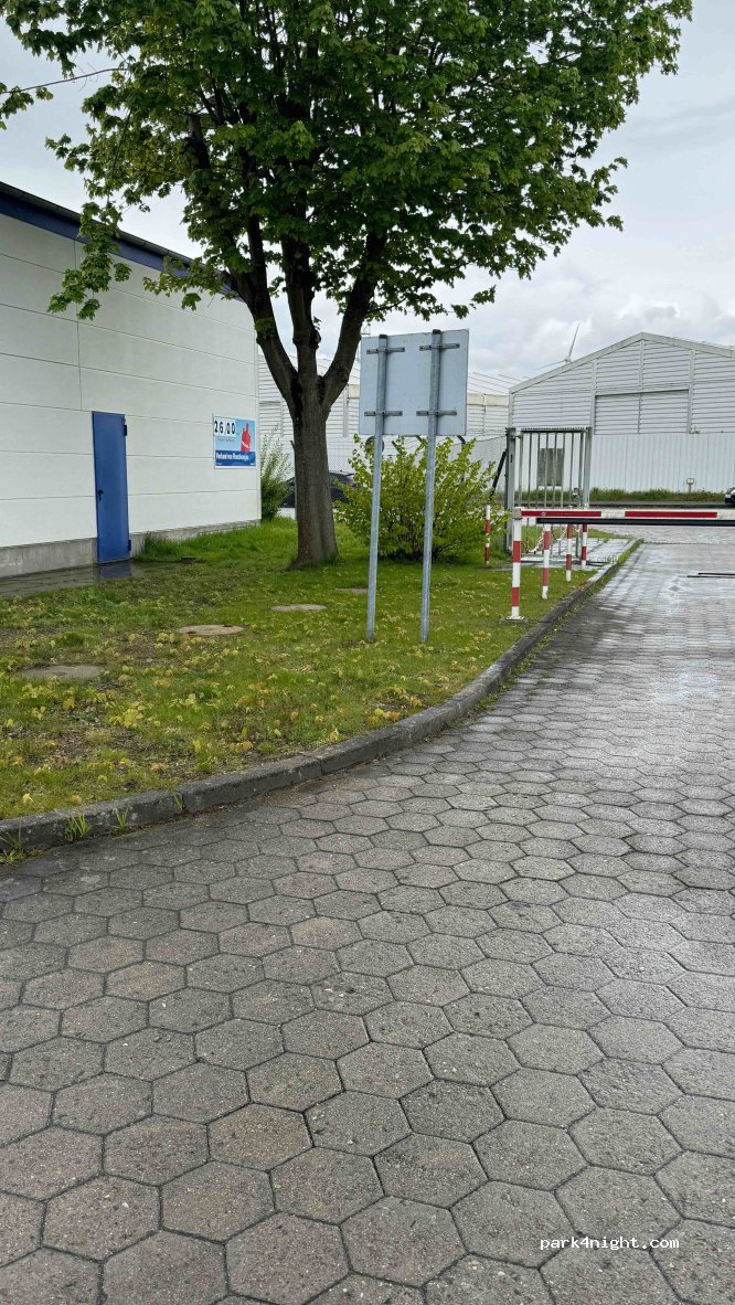 (21107) Hamburg - 6 Hohe-Schaar-Straße — foto