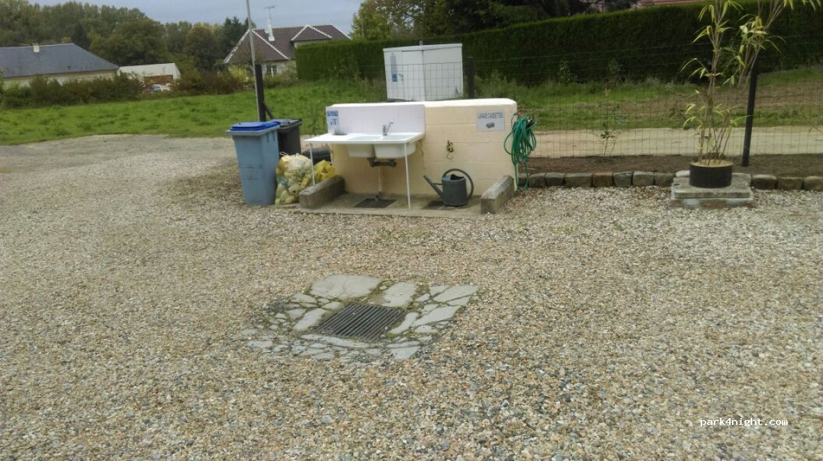 (02300) Blérancourt - 12 Avenue de la Libération — foto 2