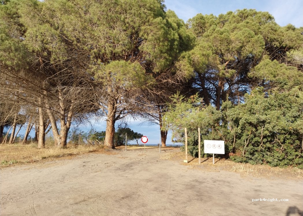 (08040) Cardedu - Unnamed Road — foto