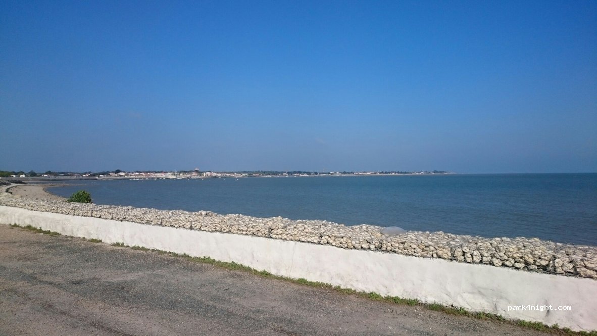 (17630) La Flotte - Le Haut Marais — foto