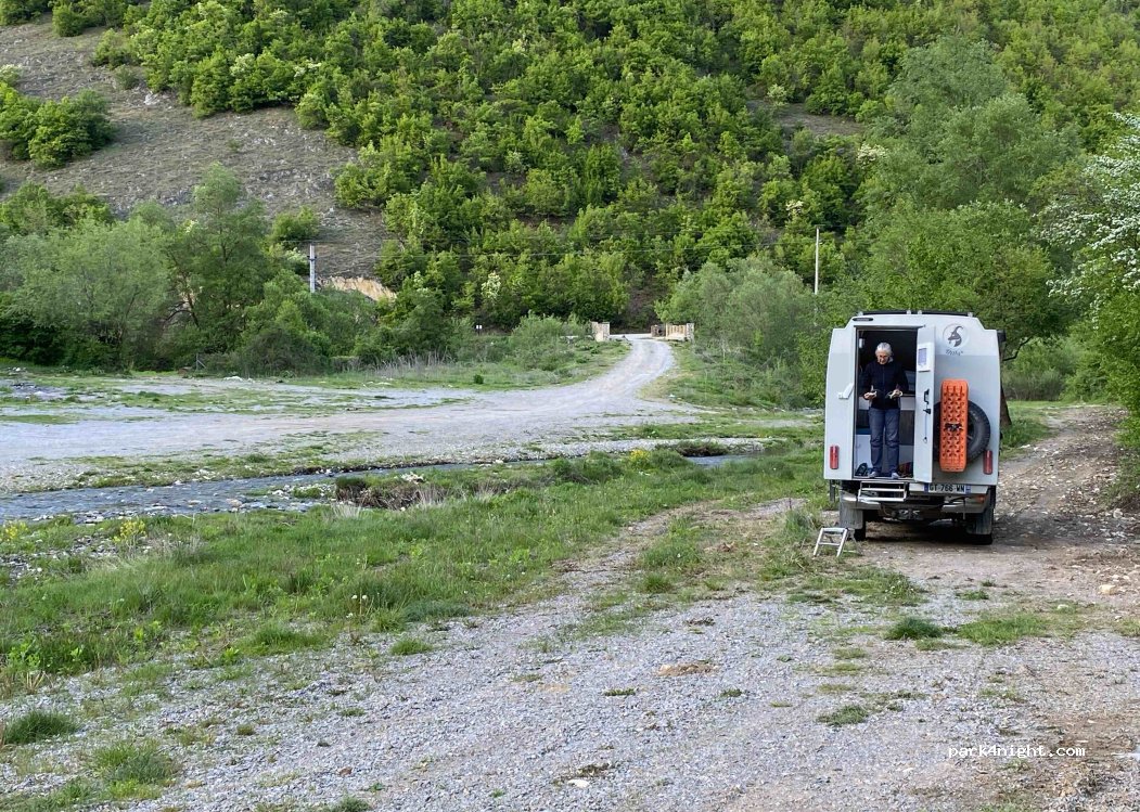 (60000) Pogragjë - — foto