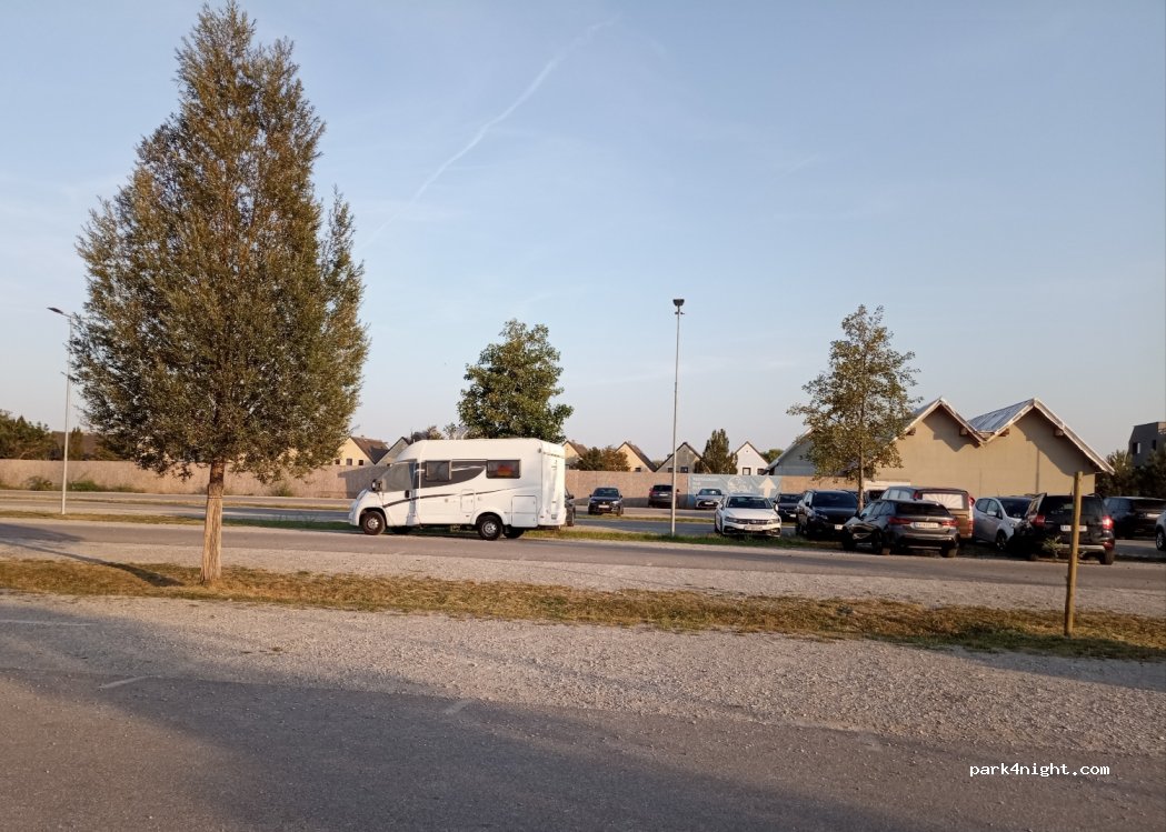 (7121) Gemeinde Weiden am See - 1 Seepark-Verwaltung — foto 2
