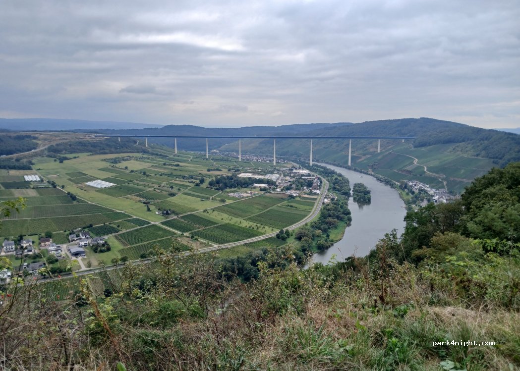 (54539) Ürzig - Unnamed Road — foto 3