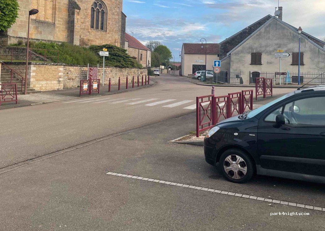 (52260) Rolampont - 6 Rue de la Mairie — foto 2