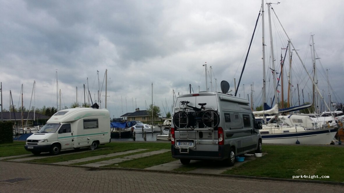 Camperplaats Lemsterpoort — foto