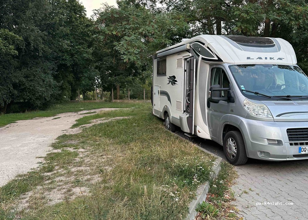 (12-200) Pisz - 4 Mikołaja Kopernika — foto