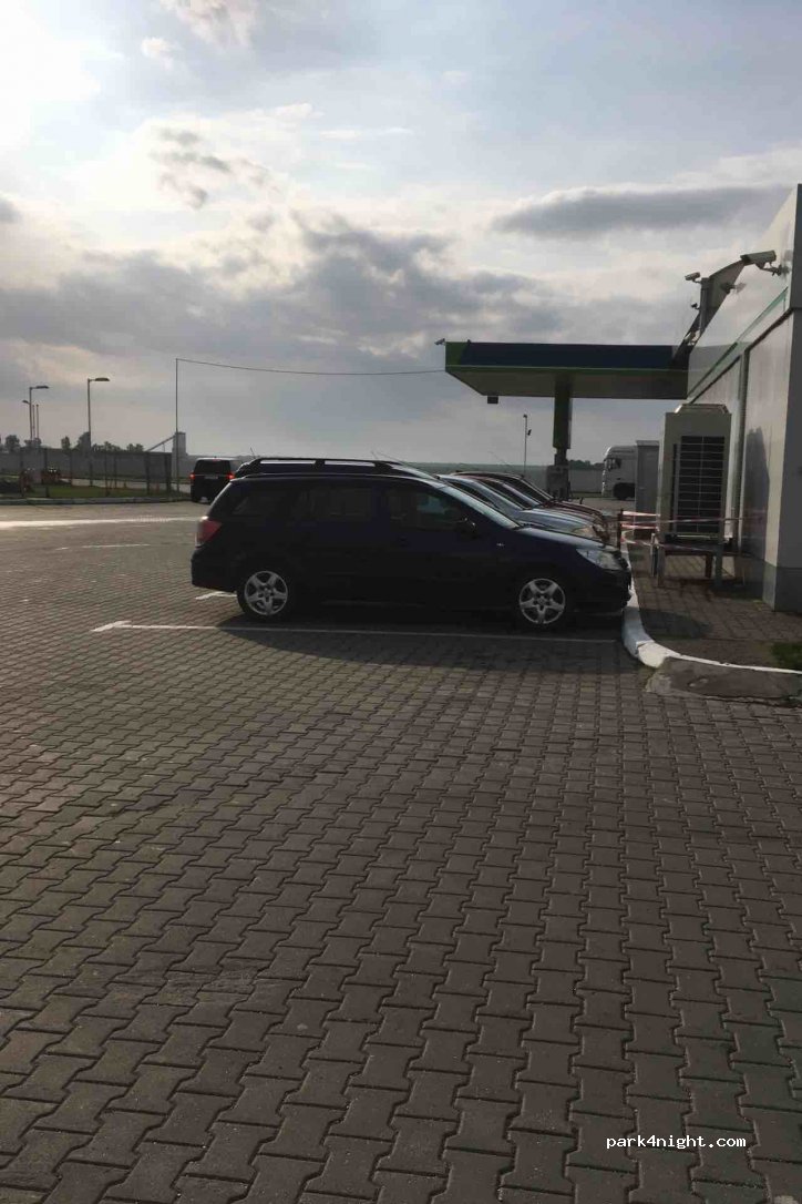 ()  - E81 — foto 3