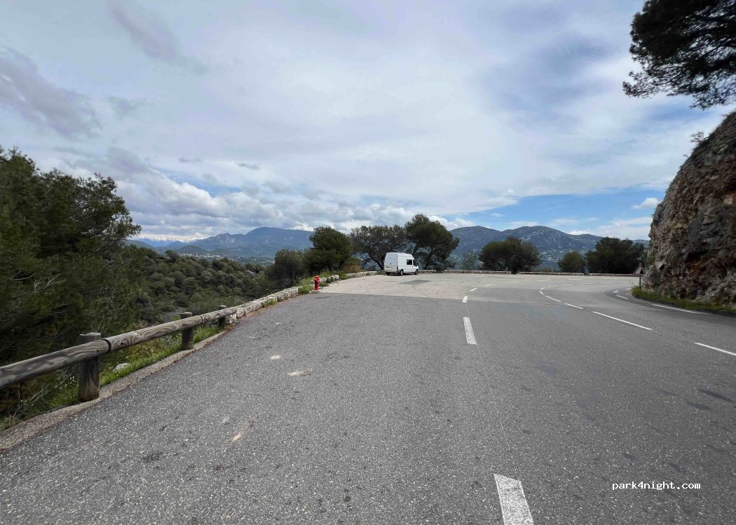 (06510) Carros - 9050F L'Artaudo — foto