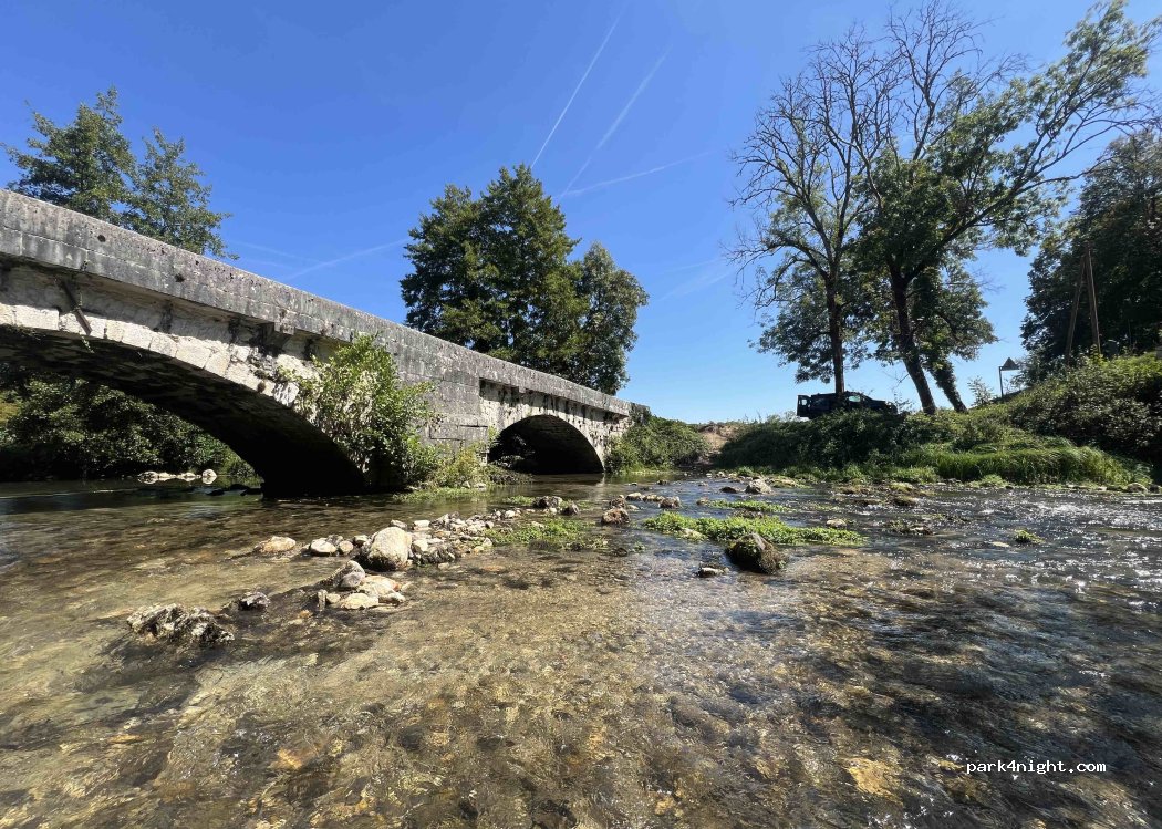 (01300) Andert-et-Condon - 51 Route de Saint Germain — foto 4