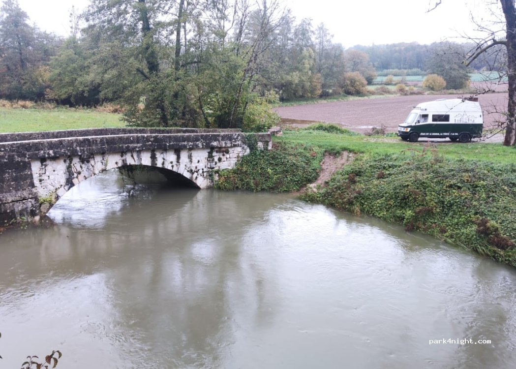 (01300) Andert-et-Condon - 51 Route de Saint Germain — foto 5