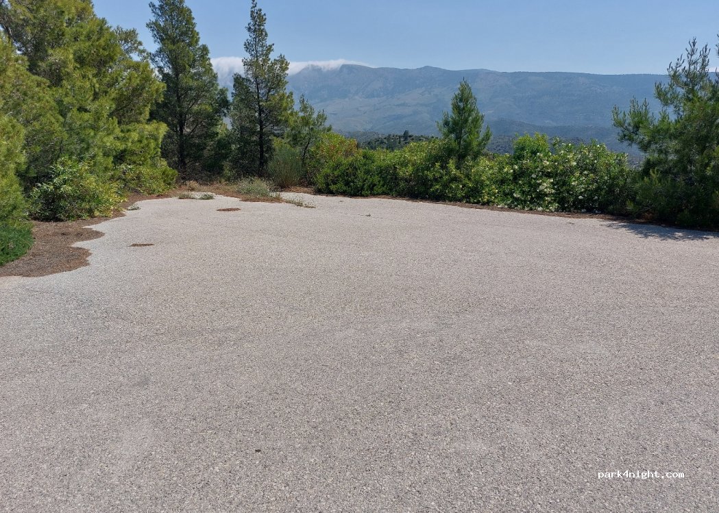 (821 03) Volissos - Unnamed Road — foto