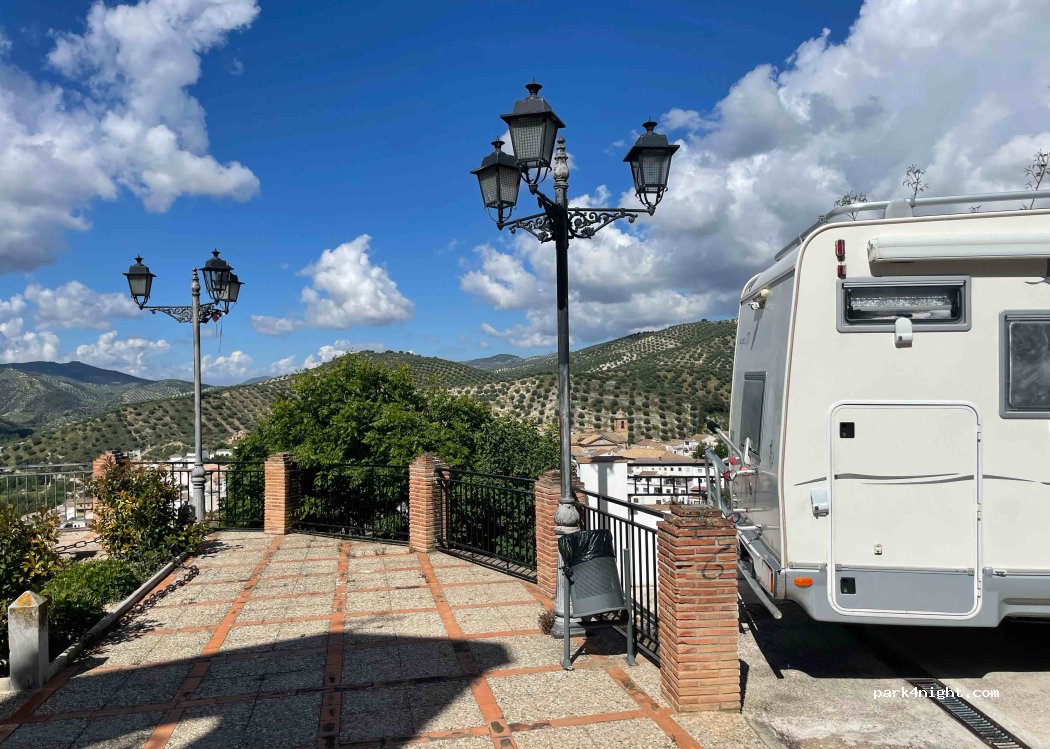 (18280) Algarinejo - 13 Avenida de Colon — foto 2