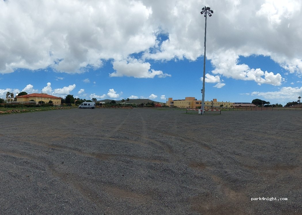 (35260) Agüimes - 4 Calle la Viñuela — foto