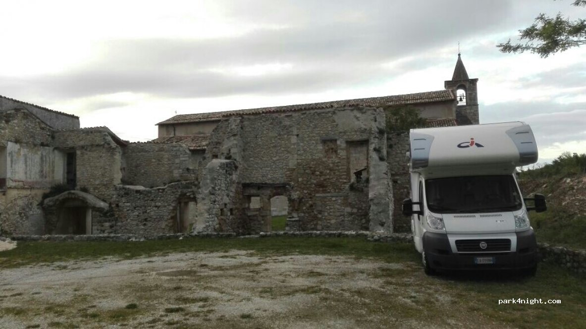 (65023) Fonte Natale - 73 Strada Provinciale 66 — foto