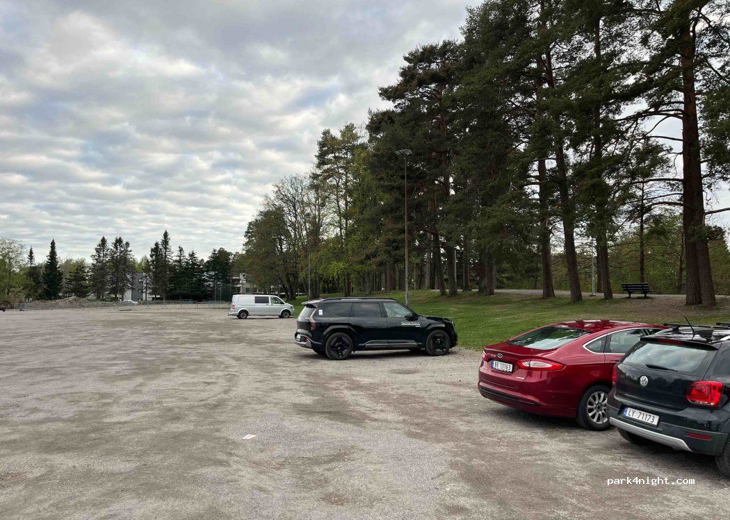 (3214) Sandefjord - 8 Stadionveien — foto