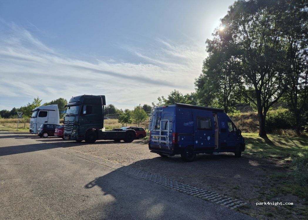 (6109) Maasbracht - Unnamed Road — foto 2