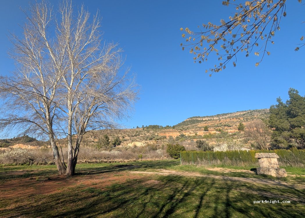 (46146) Casas Bajas - — foto 4