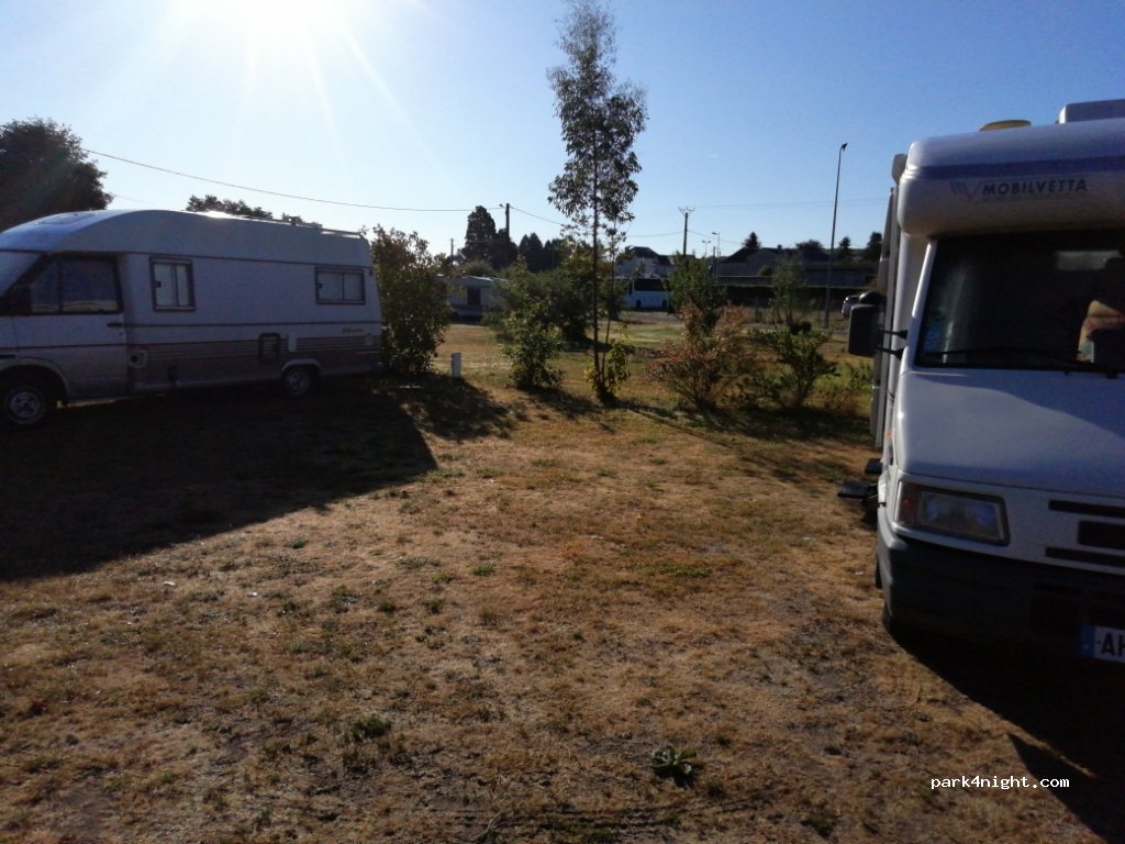 Camping les Terrasses de Rivarennes — foto