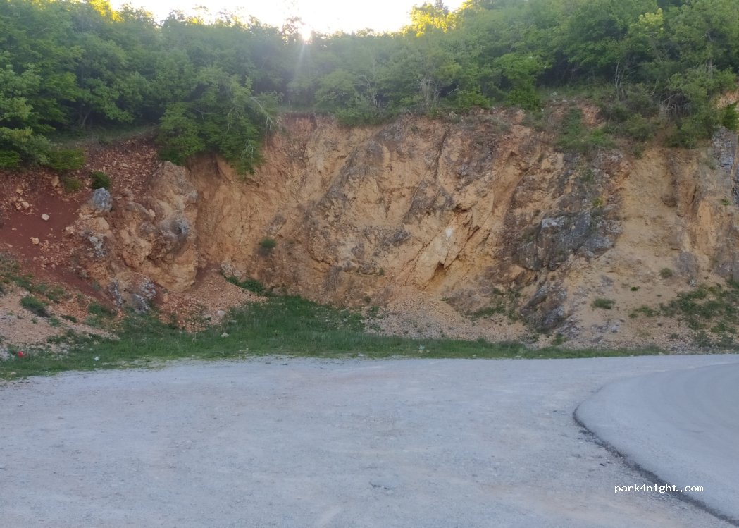 () Velestovo - Unnamed Road — foto