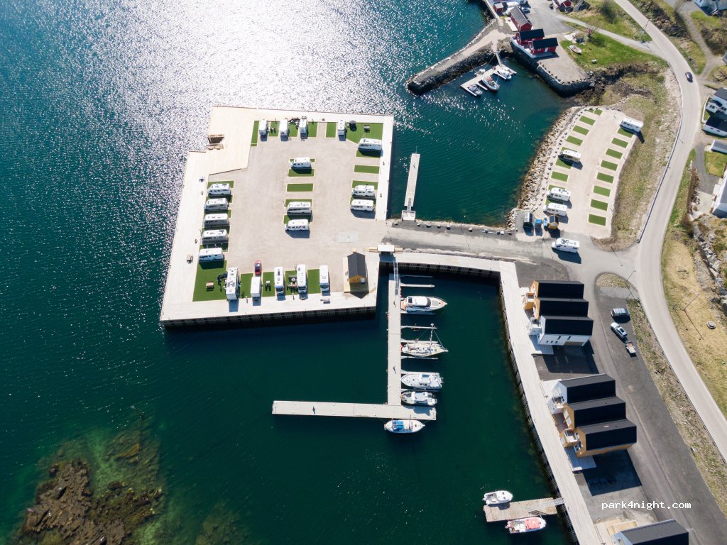 Reineholmen Lofoten Bobilcamp — foto