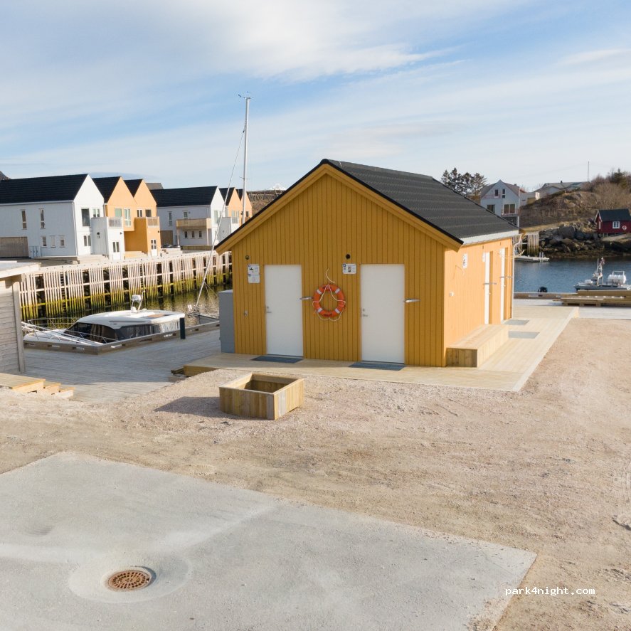 Reineholmen Lofoten Bobilcamp — foto 5