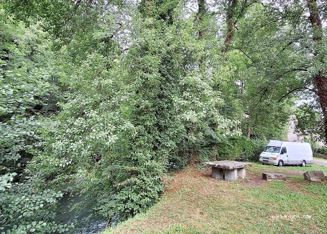 (65250) Hèches - 227 Chemin de la Bourie — foto 2