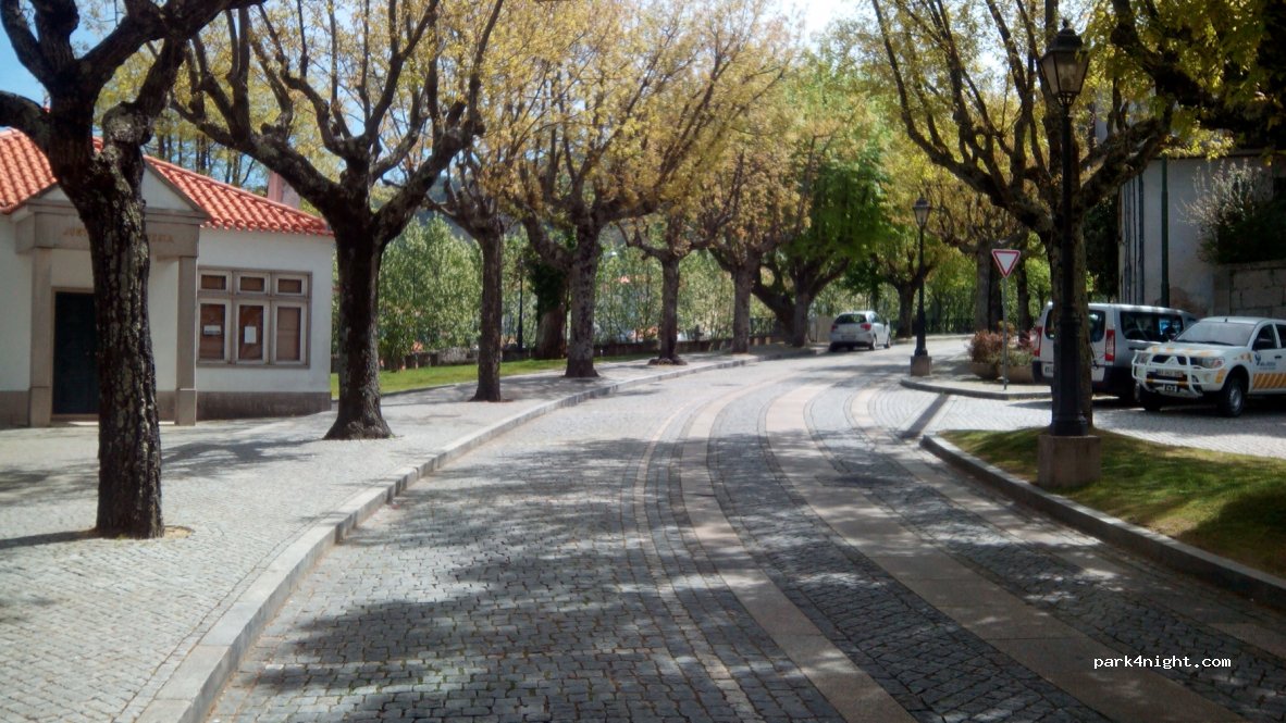 (6270) Seia - 33 Rua da Esplanada dos Combatentes da Grande Guerra — foto 2