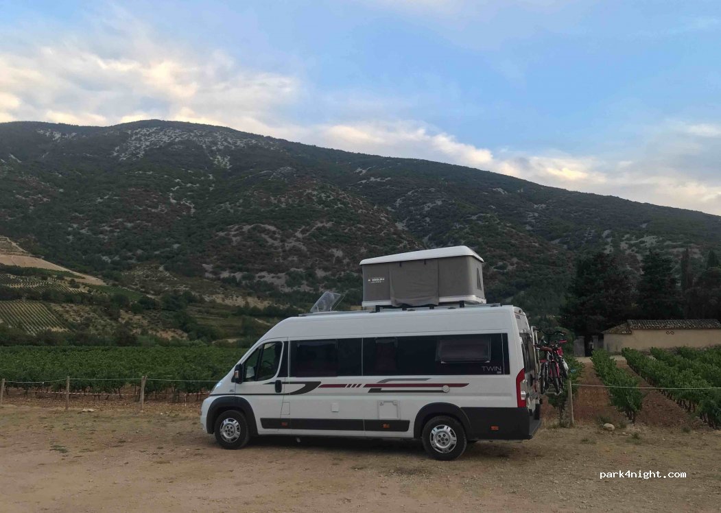 (26170) Mollans-sur-Ouvèze - D40A — foto