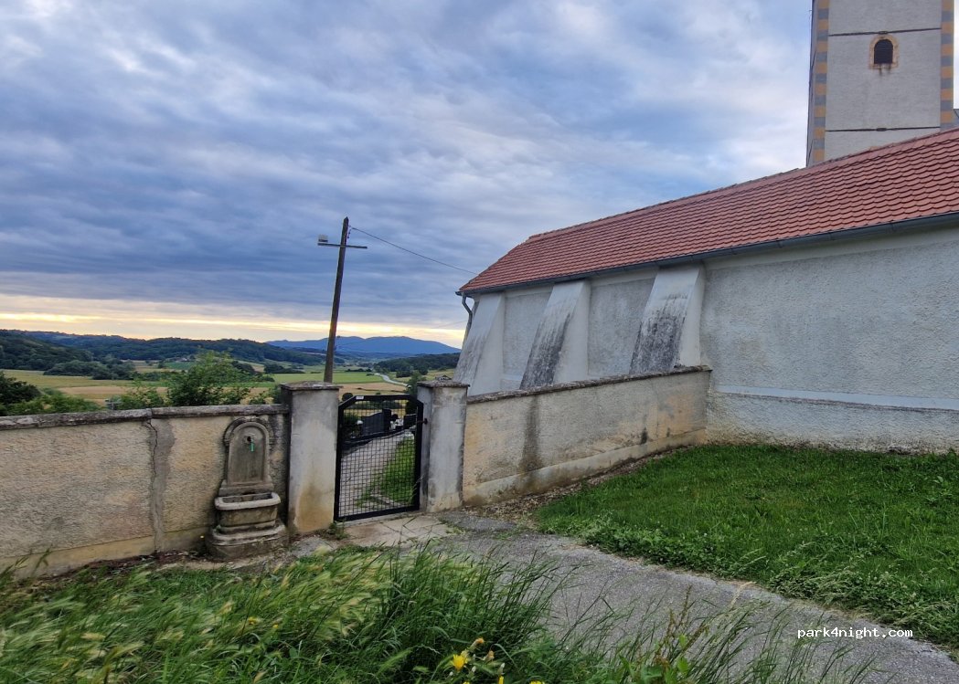 (10383) Komin - 17 Komin — foto 4