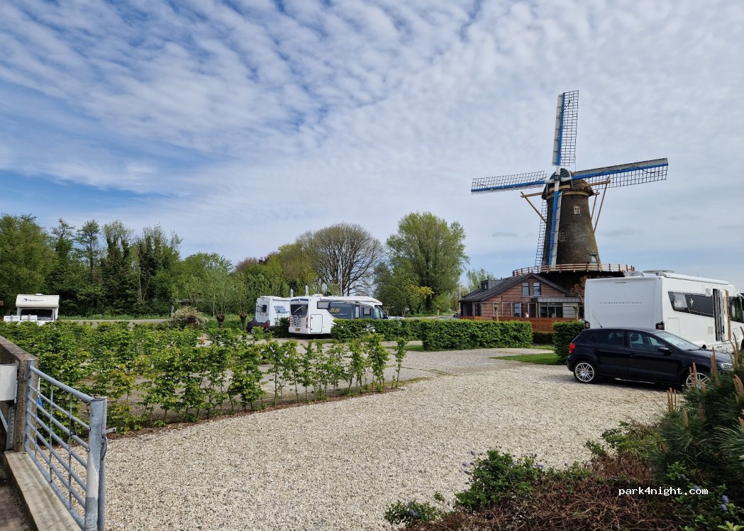 Vertoeven bij Verhoeven — foto