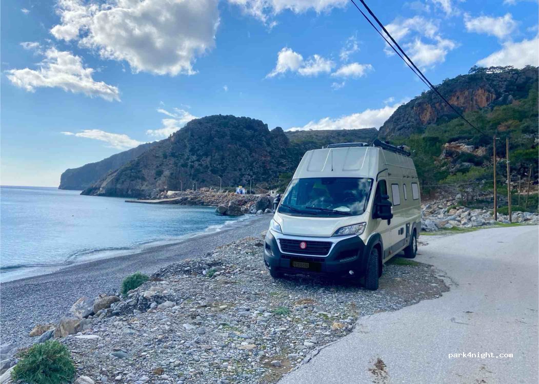 (730 04) Sougia - Unnamed Road — foto 4