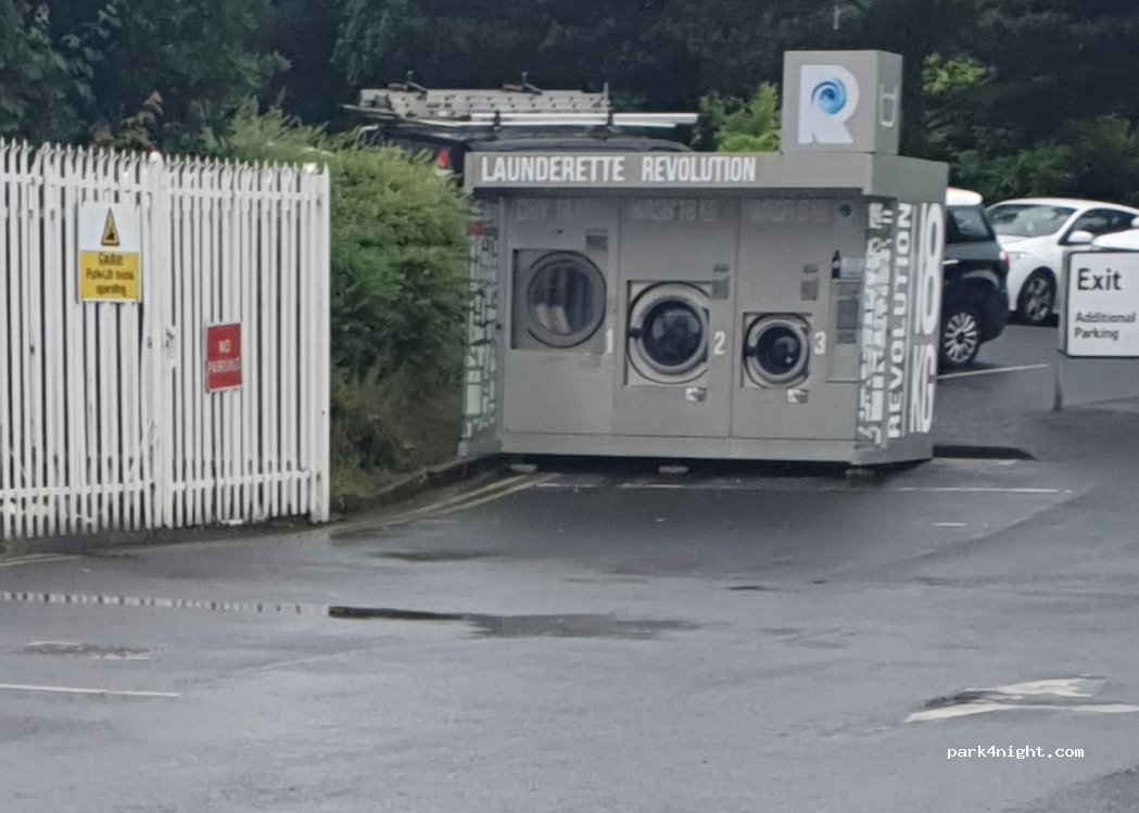(BT47 2NQ) Londonderry - 3 Crescent Link — foto