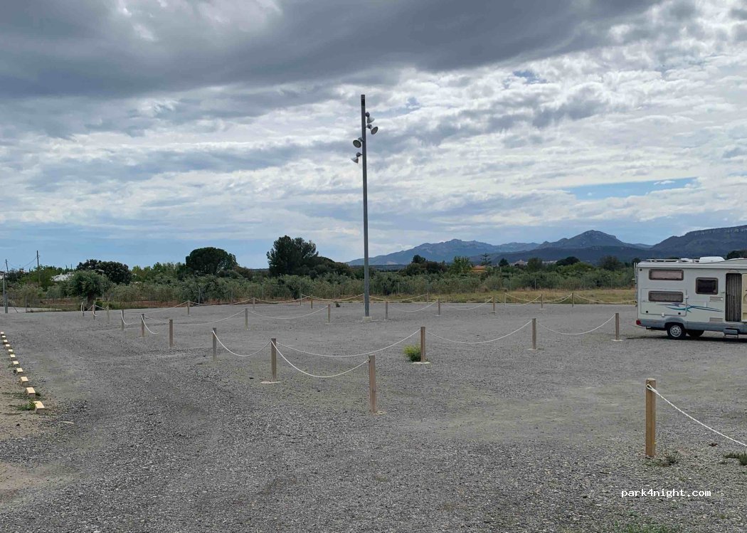 (43340) Montbrió del Camp - 5 Avinguda dels Països Catalans — foto
