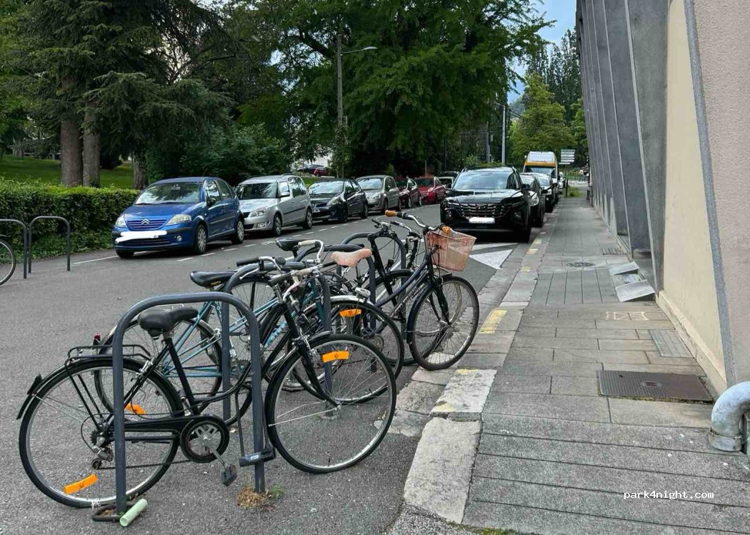 (38000) Grenoble - 41 Avenue Maréchal Randon — foto 2