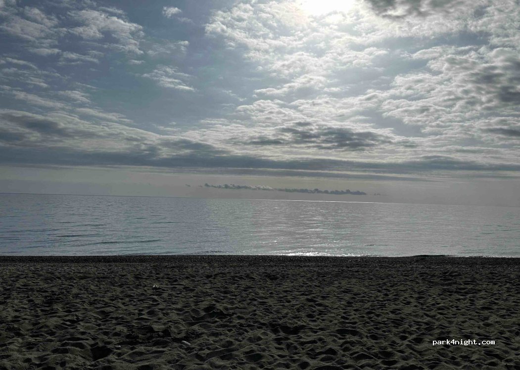 (600 63) Paralia Skotinis - — foto