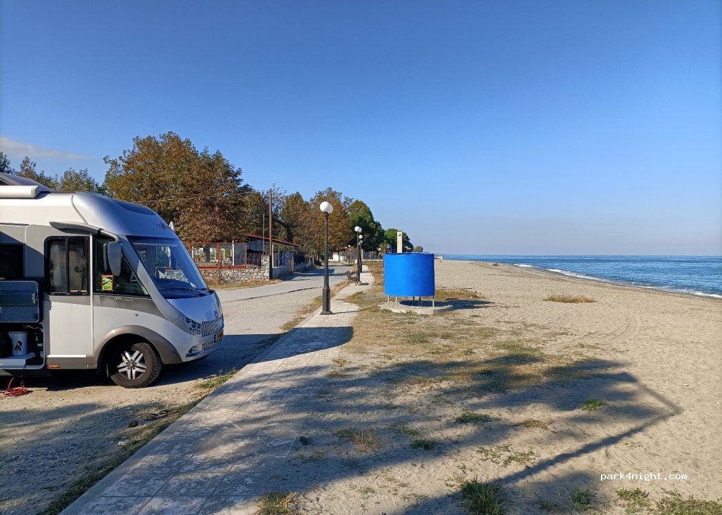 (600 63) Paralia Skotinis - — foto 5