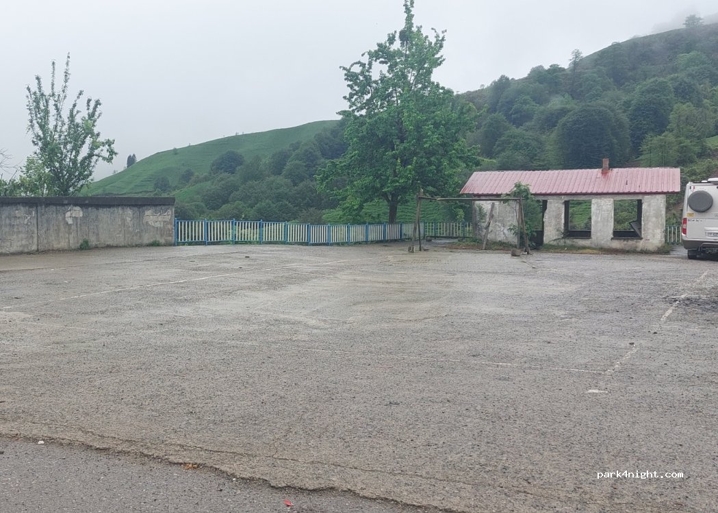(61830) Of - Unnamed Road — foto