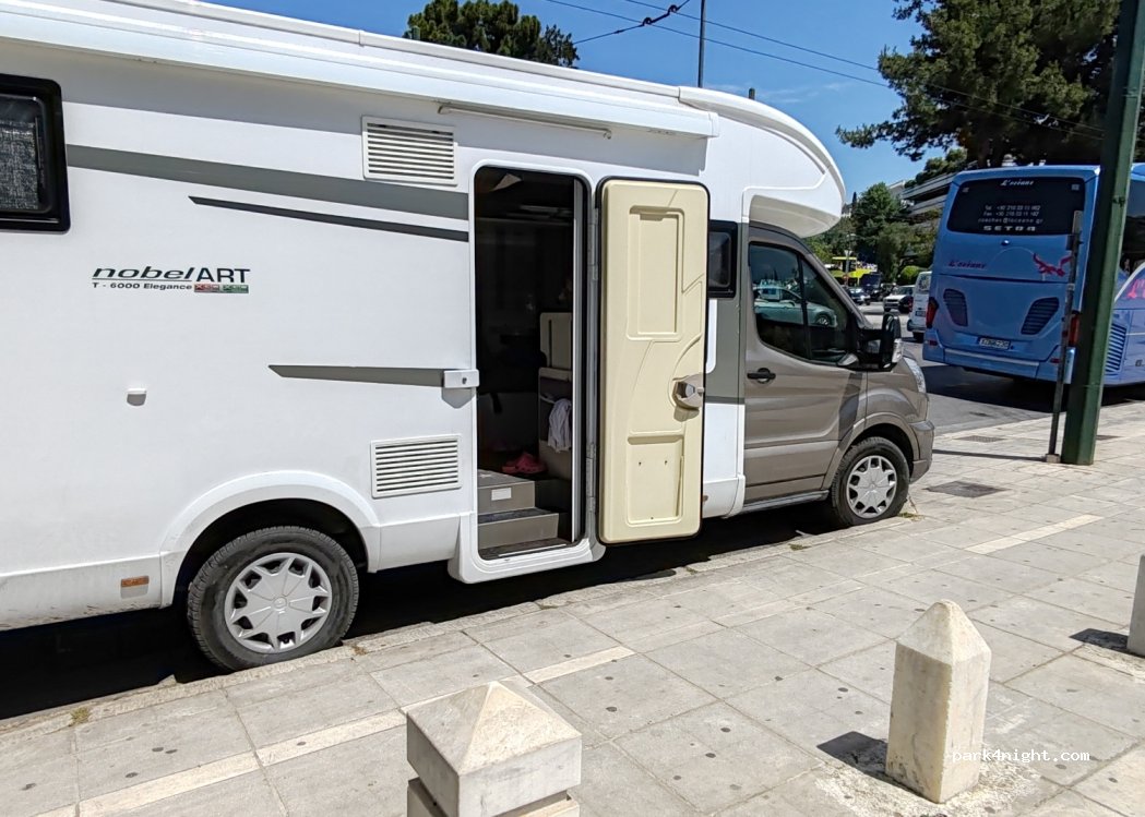 (116 36) Athina - Leof. Vasileos Konstantinou — foto